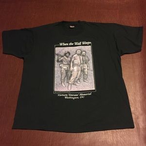Vtg ‘92 Vietnam War Memorial Wall Graphic Tee 90s Screen Stars XL